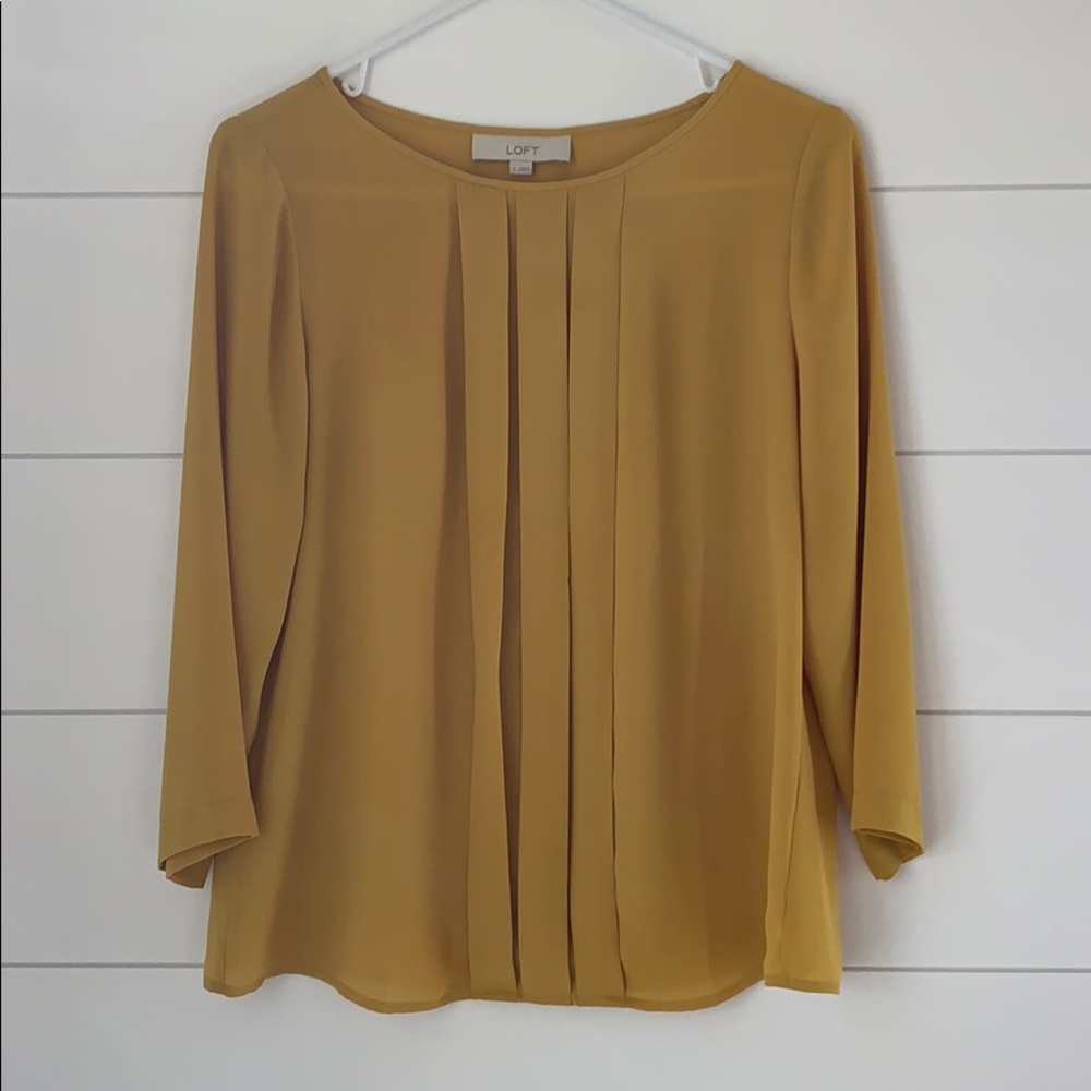 Ann Taylor Loft Top, size Small